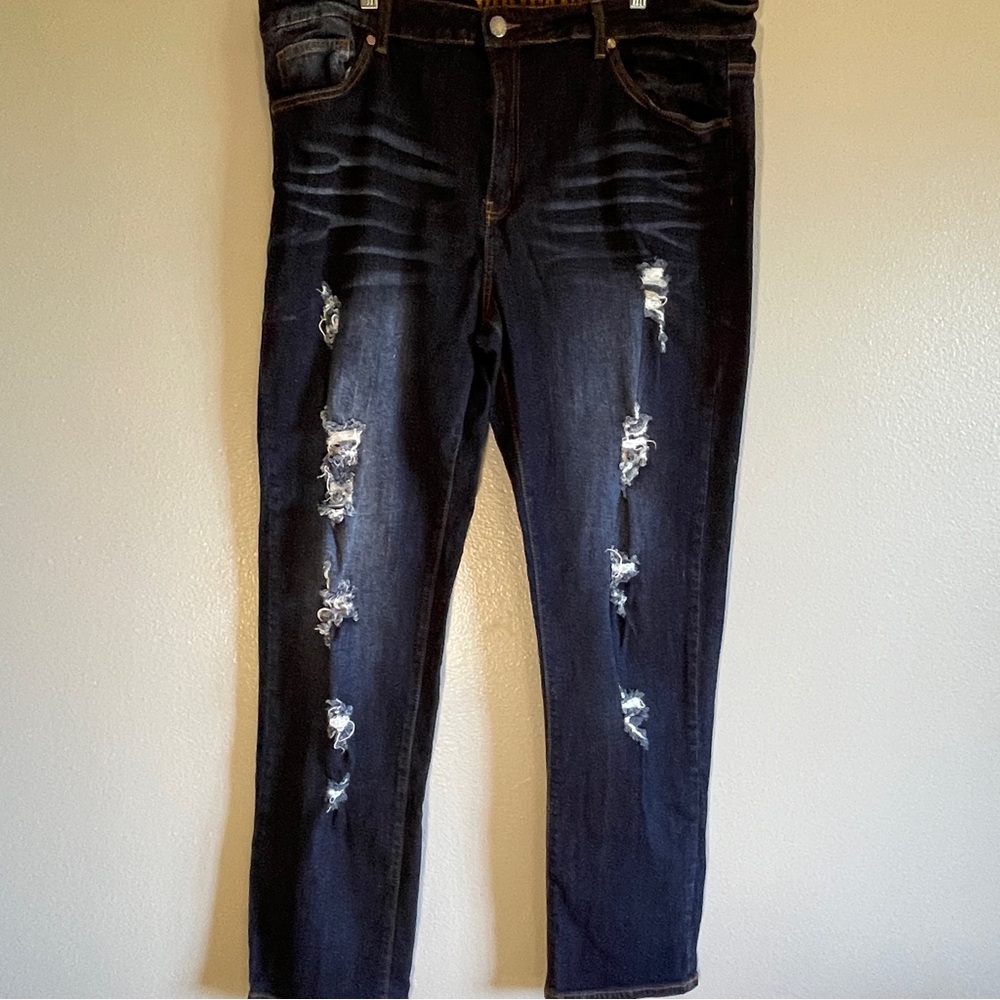 VIP Jeans Size 24 Dark Wash Denim Distressing with Some Whiskering‎